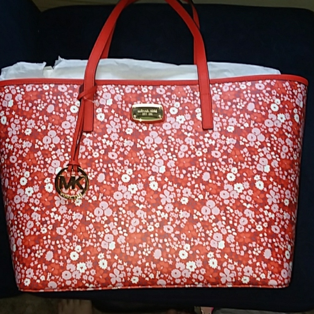 🔖📉💲Michael Michael Kors Emry Large Tote